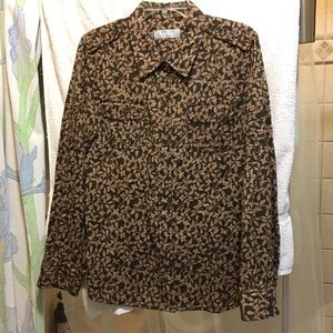 Long-skeeved cotton button down shirt.